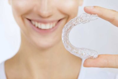 Ortodonzia a Como. Apparecchi per denti classici e invisibili